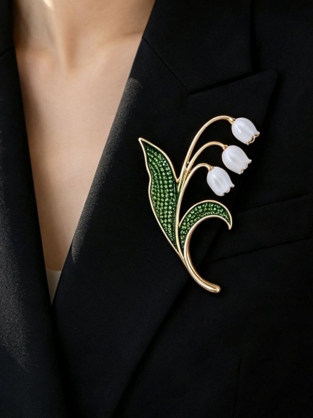 Elegant Lily of the Valley Pearl Green Stone Brooch